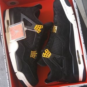 Jordan 4 royalty 8/10 og everything.